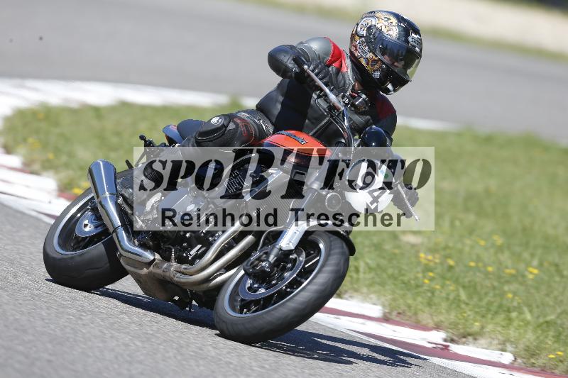 /48 25.08.2025 Cornu Master School ADR/gruen-vert/94